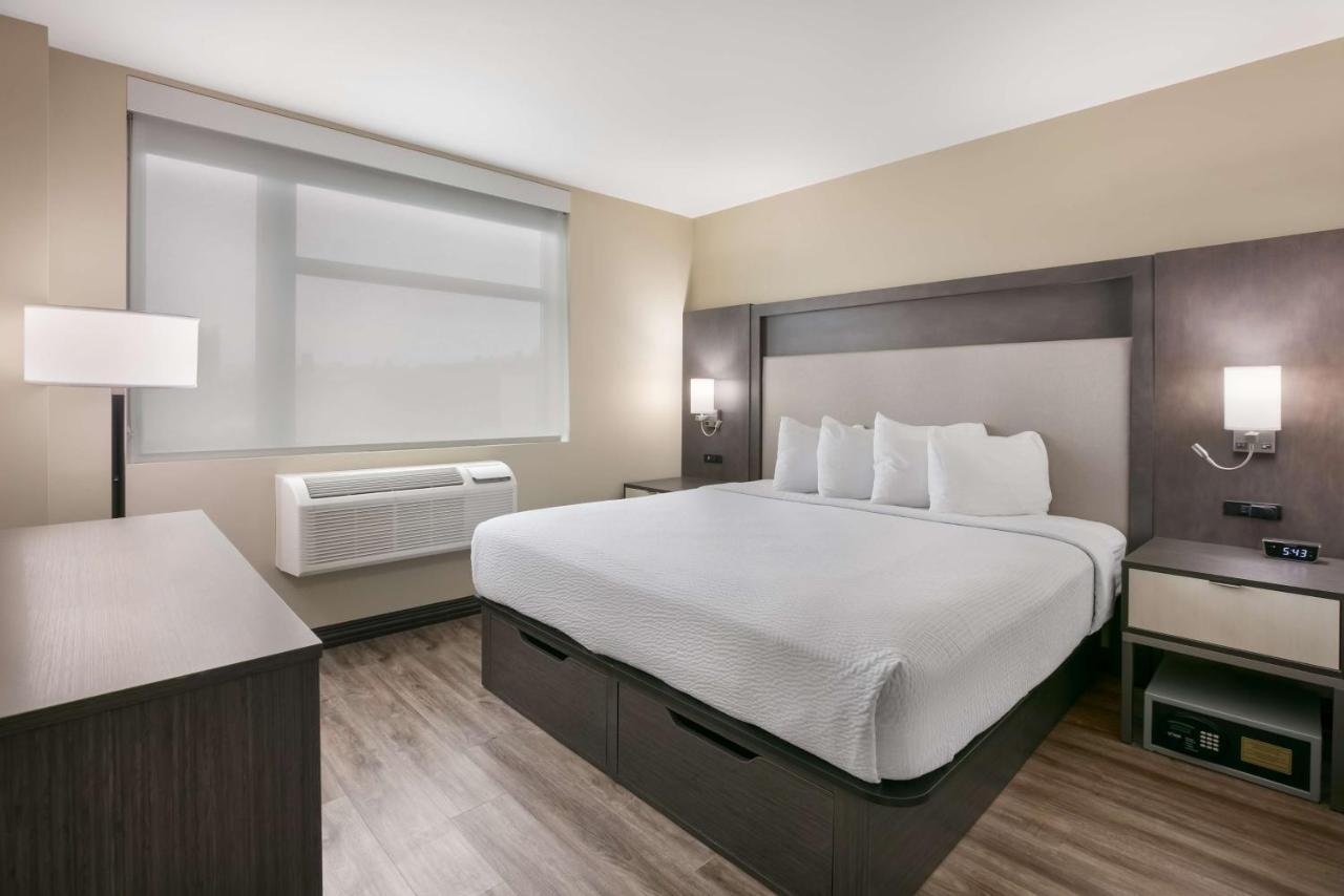 Best Western Plus Executive Residency Bronx New York Exterior foto